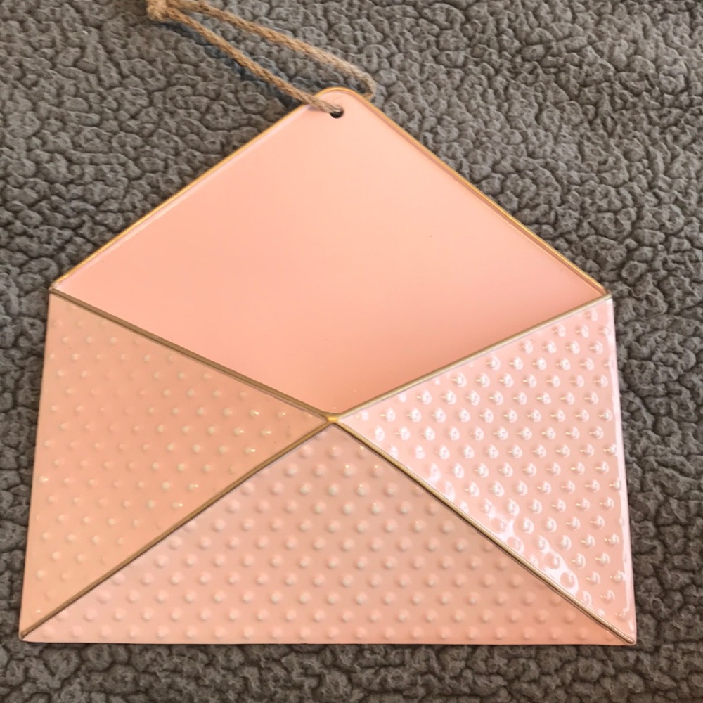 Mail paper holder wall decor - Picture 1 of 3